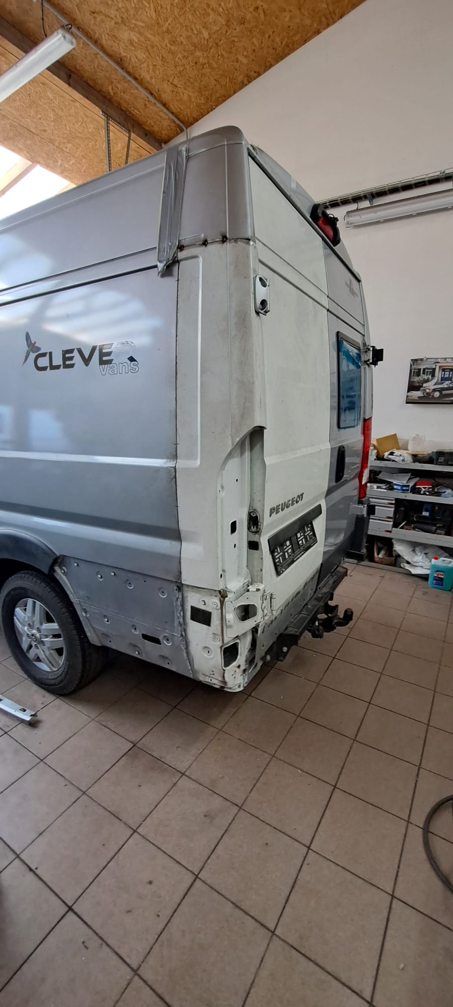 Peugeot dodávka – celkový pohled